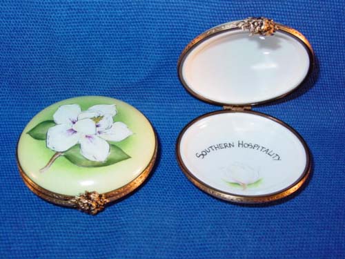 SOUTHERN HOSPITALITY MAGNOLIA